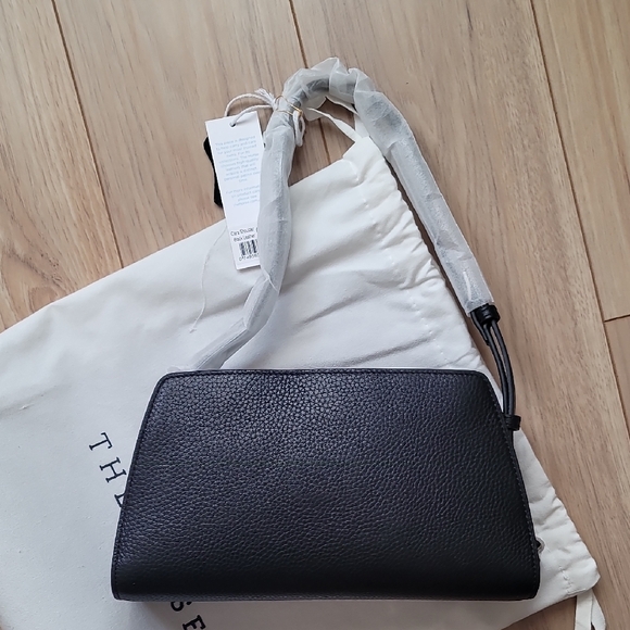 The Horse Clara Shoulder Bag Black - Picture 10 of 12